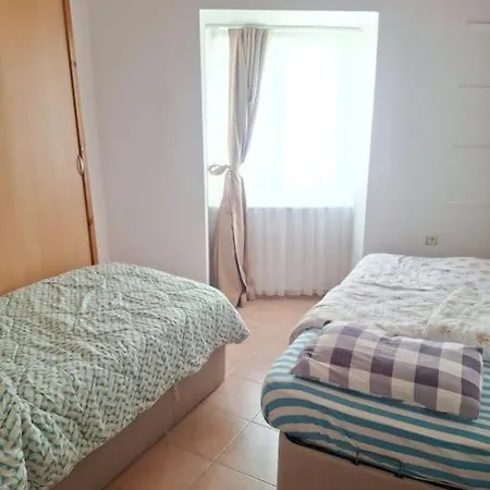 Detached Greek House In The Hearth Of Bazaar Vakantiehuis Çeşme