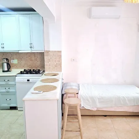 別荘 Detached Greek House In The Hearth Of Bazaar Çeşme