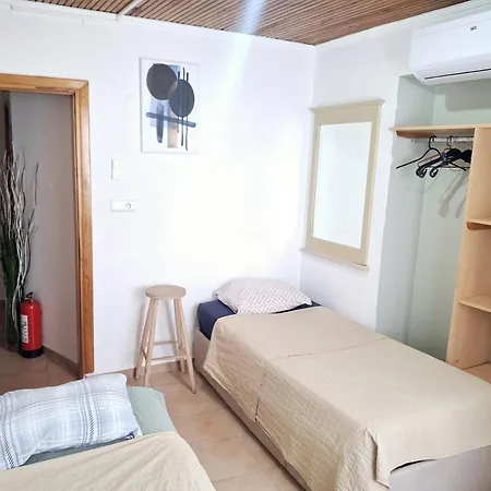 Detached Greek House In The Hearth Of Bazaar Ferienhaus Çeşme